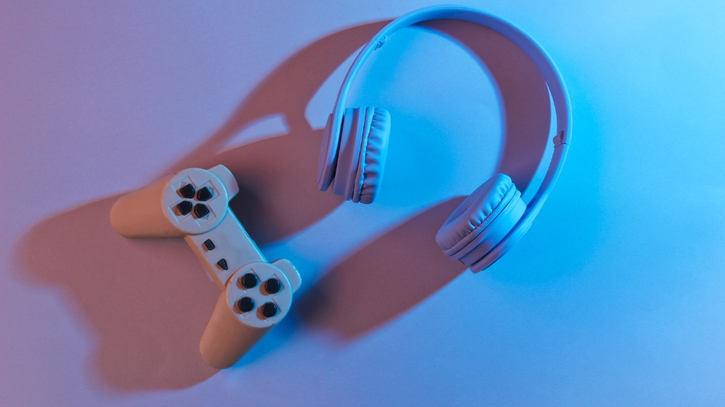 Cuffie Gaming per PS4 PS5 PC Xbox One, Cuffie con Microfono Cancellazione  del Rumore, 3D Surround Sound, Cuffie Comfort con LED RGB : :  Videogiochi